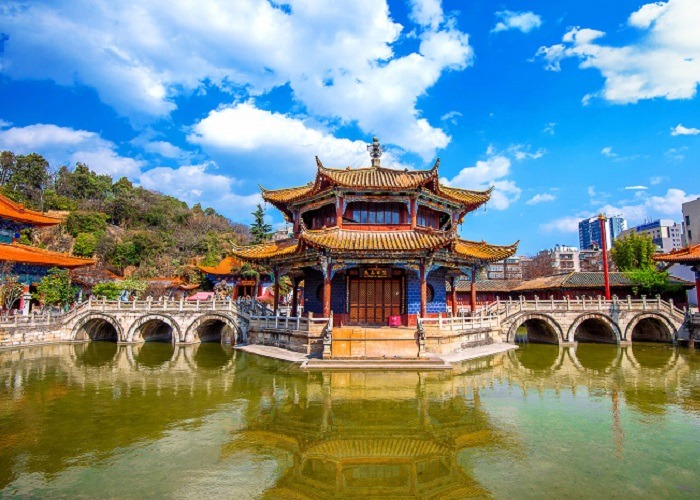 Du lịch Côn Minh với Đại Quan Lầu