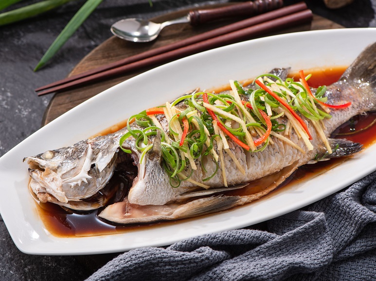 Cá hấp rượu Ô Trấn