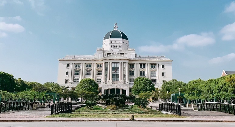 Học bổng Đại học Ngoại ngữ Thượng Hải