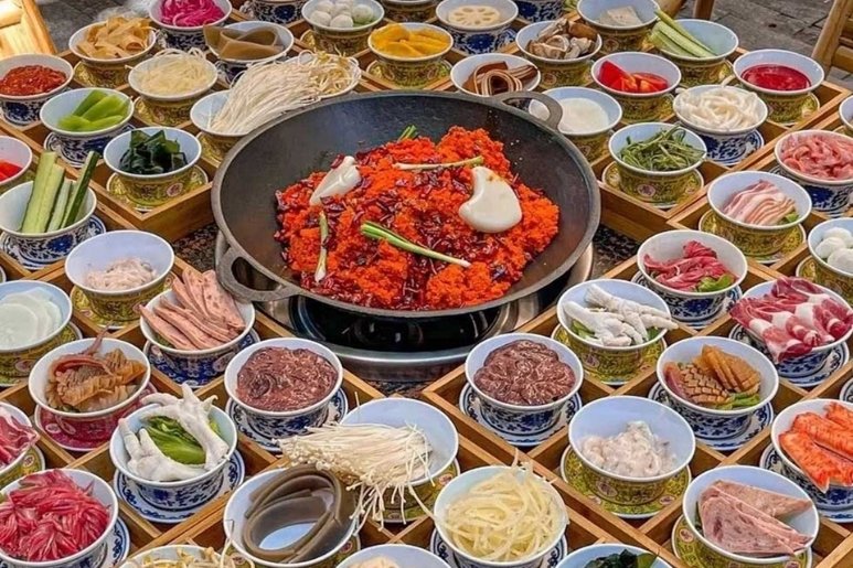 Các Món ăn đường phố nổi tiếng tại Trùng Khánh - Lẩu Trùng Khánh