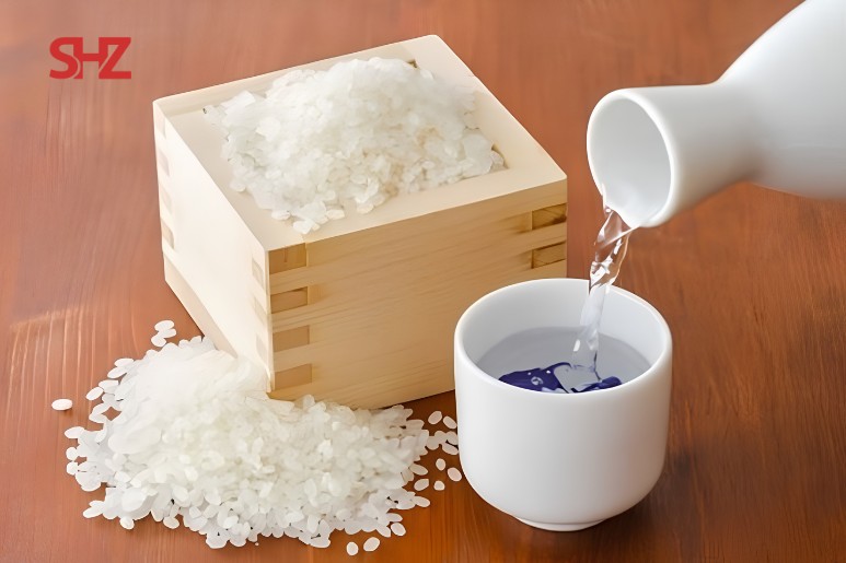 10 Đặc Sản Tây An Trung Quốc Nên Thử Khi Du Lịch 11 Rượu gạo Choujiu truyền thống của Tây An